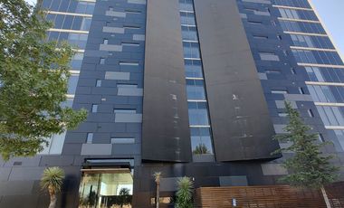 Exclusivo Depto Amueblado de 1 Recámara en Torre Cénit con Espectacular Vista al Campo Golf