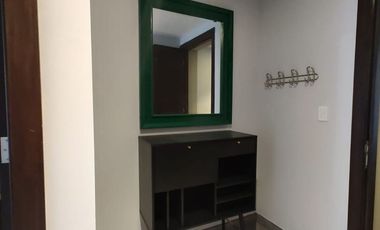 Exclusivo Depto Amueblado de 1 Recámara en Torre Cénit con Espectacular Vista al Campo Golf