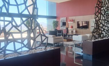 Exclusivo Depto Amueblado de 1 Recámara en Torre Cénit con Espectacular Vista al Campo Golf