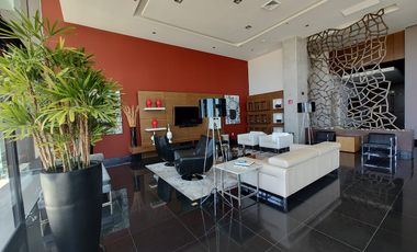 Exclusivo Depto Amueblado de 1 Recámara en Torre Cénit con Espectacular Vista al Campo Golf