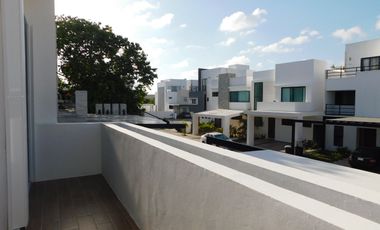 Casa en renta sin amueblar en aqua residencial, Cancún q. roo