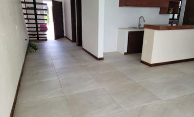 Casa en renta sin amueblar en aqua residencial, Cancún q. roo