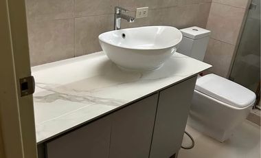 2BR Unit For Rent - One Legazpi Park