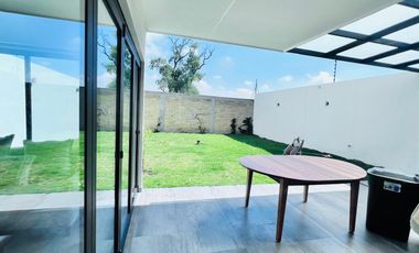 RENTA EN METEPEC, CASA NUEVA, MODERNA, EXCELENTE UBICACION