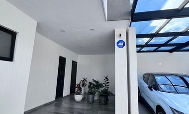 RENTA EN METEPEC, CASA NUEVA, MODERNA, EXCELENTE UBICACION