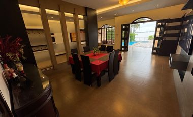 En venta casa de 5 dormitorios en Urb.Aquamarina en la vía Samborondón km 1.