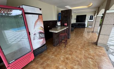 En venta casa de 5 dormitorios en Urb.Aquamarina en la vía Samborondón km 1.