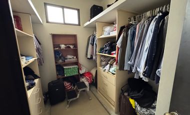 En venta casa de 5 dormitorios en Urb.Aquamarina en la vía Samborondón km 1.