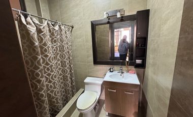 En venta casa de 5 dormitorios en Urb.Aquamarina en la vía Samborondón km 1.