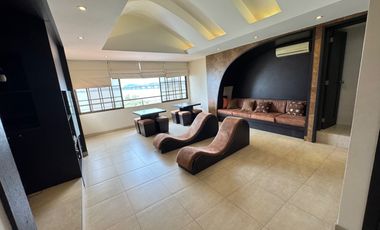 En venta casa de 5 dormitorios en Urb.Aquamarina en la vía Samborondón km 1.