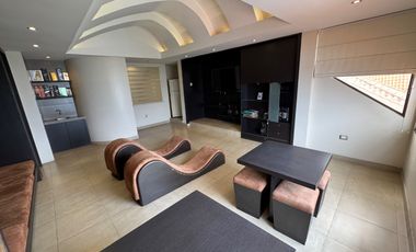 En venta casa de 5 dormitorios en Urb.Aquamarina en la vía Samborondón km 1.