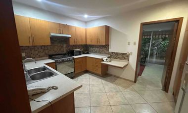 SE RENTA CASA EN VISTAS DEL TULE 1 DE UN PISO