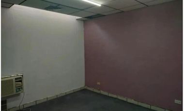 SE RENTA OFICINA SEÑORIAL