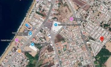Casa en Venta en Fraccionamiento Almendros, Manzanillo Colima CLJ.