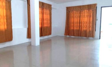 Departamento de Arriendo, Machala El Oro, 4 habitaciones y garaje