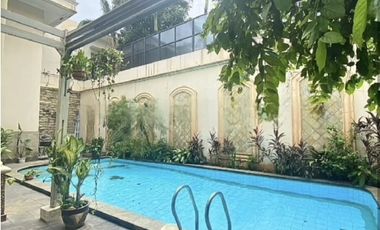 FOR RENT RUMAH SIAP HUNI COCOK UNTUK HUNIAN DAN KANTOR DI BANGKA - KEMANG JAKARTA SELATAN