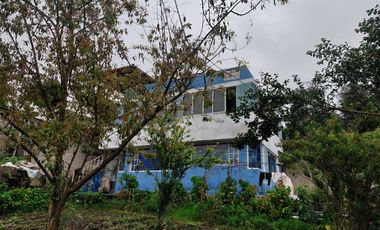 Lloa - Casa con Terreno en Venta