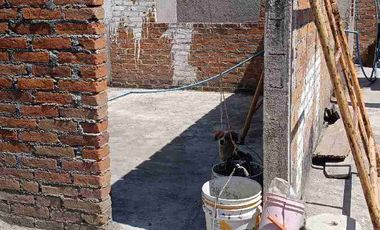 VENTA DE CASA PARA REMODELAR COL VICENTE LOMBARDO