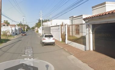 ¡¡Haz Que Tu Dinero Trabaje Para Ti Hoy !! Venta de Hermosa Casa en Exclusiva Zona, Col. Madero, Nuevo Laredo. Tamps.