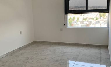 SE RENTA EXCELENTE PENTHOUSE EN FIRENZE TERRANOVA $23,000