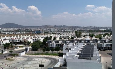 SE RENTA EXCELENTE PENTHOUSE EN FIRENZE TERRANOVA $23,000
