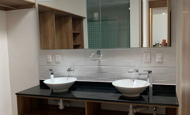 SE RENTA EXCELENTE PENTHOUSE EN FIRENZE TERRANOVA $23,000