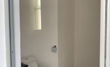 SE RENTA EXCELENTE PENTHOUSE EN FIRENZE TERRANOVA $23,000