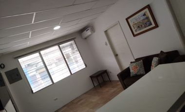 En alquiler çomodo departamento amoblado de 2 dormitorios