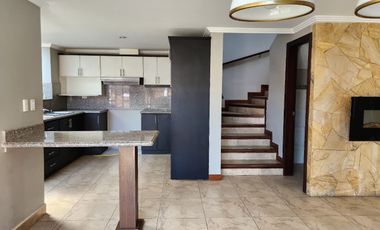 En venta: casa ideal para familias, cerca del Colegio Santana y Racar Shopping