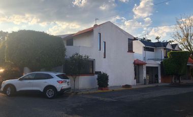 Linda casa en venta en Residencial Calacoaya