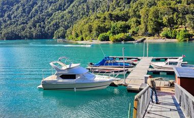 Exclusiva Parcela con Playa Privada y Casa Equipada en Lago Todos los Santos – P.N. Vicente Pérez Rosales