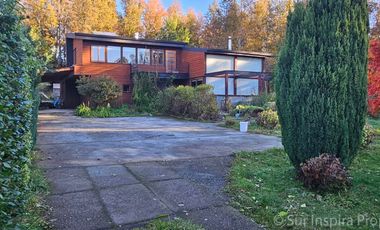 Arriendo Año Corrido – Espectacular Casa en Parcela de 5.000 m², Sector Los Riscos, Pucón