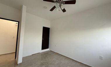 VENTA DE CASA EN JARDINES DE TLAYACAPAN