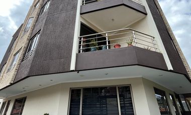 DEPARTAMENTO DOS HABITACIONES DE VENTA COMO NUEVO. NARANCAY