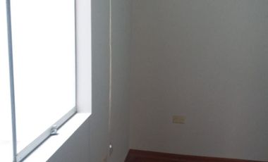 VENDO DEPARTAMENTO FLAT  EN  3er PISO AT 73 M2 INCLUYE  1 COCHERA CERCA A LA TECSUP URB.MAYORAZGO   EN EL DISTRITO DE ATE