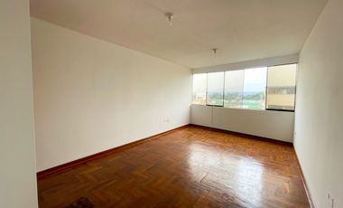 VENDO DEPARTAMENTO FLAT  EN  3er PISO AT 73 M2 INCLUYE  1 COCHERA CERCA A LA TECSUP URB.MAYORAZGO   EN EL DISTRITO DE ATE