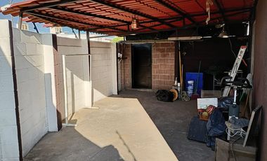 Bonita casa en venta en Real del Márques con excedente