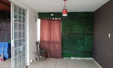 Bonita casa en venta en Real del Márques con excedente