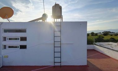 CASA CON ALBERCA EN CUAUTLA