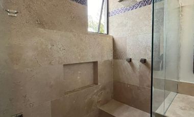 HERMOSA RESIDENCIA EN RENTA, YUCATÁN COUNTRY CLUB, ACCESO A LAGO