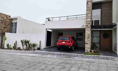CASA AMUEBLADA EN RENTA  EN TERRAZO EN CAMPESTRE HARAS DEL BOSQUE.
