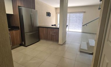 Venta de Casa en Alta California Tlajomulco de Zúñiga