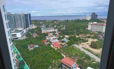 Condo for sale in Mactan Cebu, Mactan Newtown nice sea view