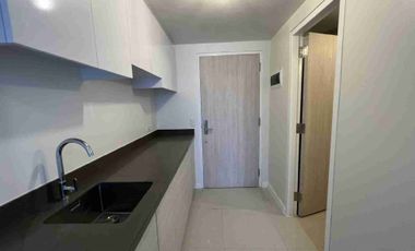 Newly Finished Fully Furnished Condo For Rent Walking Distance to Cebu Doctor University Big and Spacious
