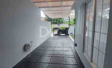 Rumah dijual siap huni, di Serpong park
