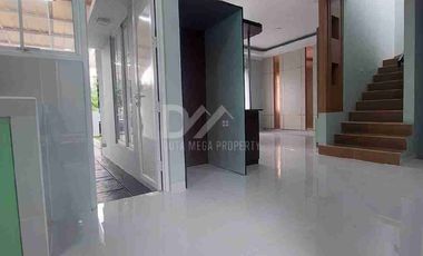 Rumah dijual siap huni, di Serpong park