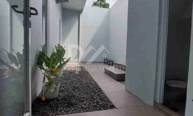 Rumah dijual siap huni, di Serpong park