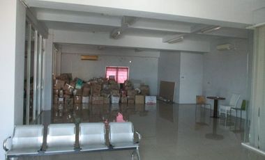 JUAL CEPAT KANTOR 3 LANTAI DI JL AFANDI CATURTUNGGAL