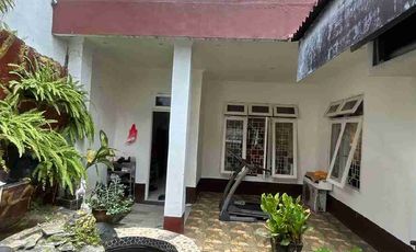 Rumah di Telaga Kahuripan Parung kab bogor