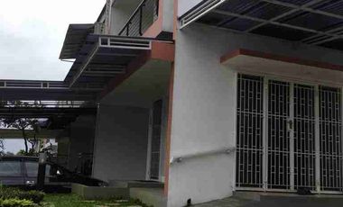 Rumah siap huni Hoek,di Royal tajur kota Bogor